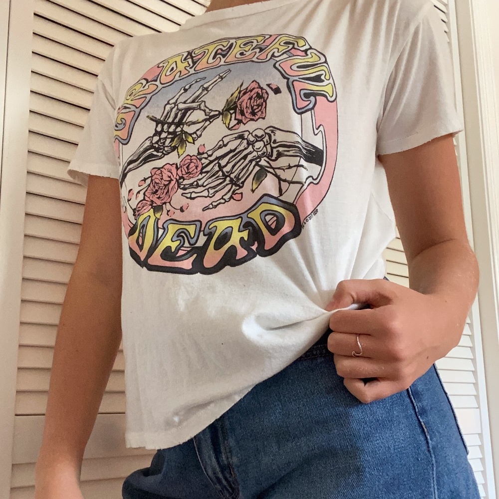 graphic tee